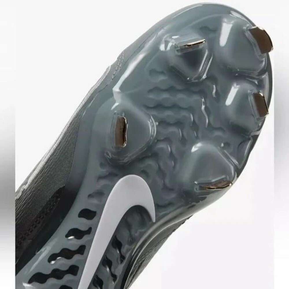 NWT Nike Women's Hyperdiamond 4 Elite Metal Fastpitch Softball Cleats - Picture 8 of 9